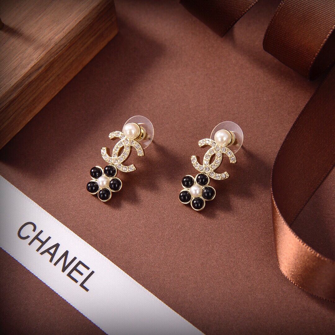 Earrings002