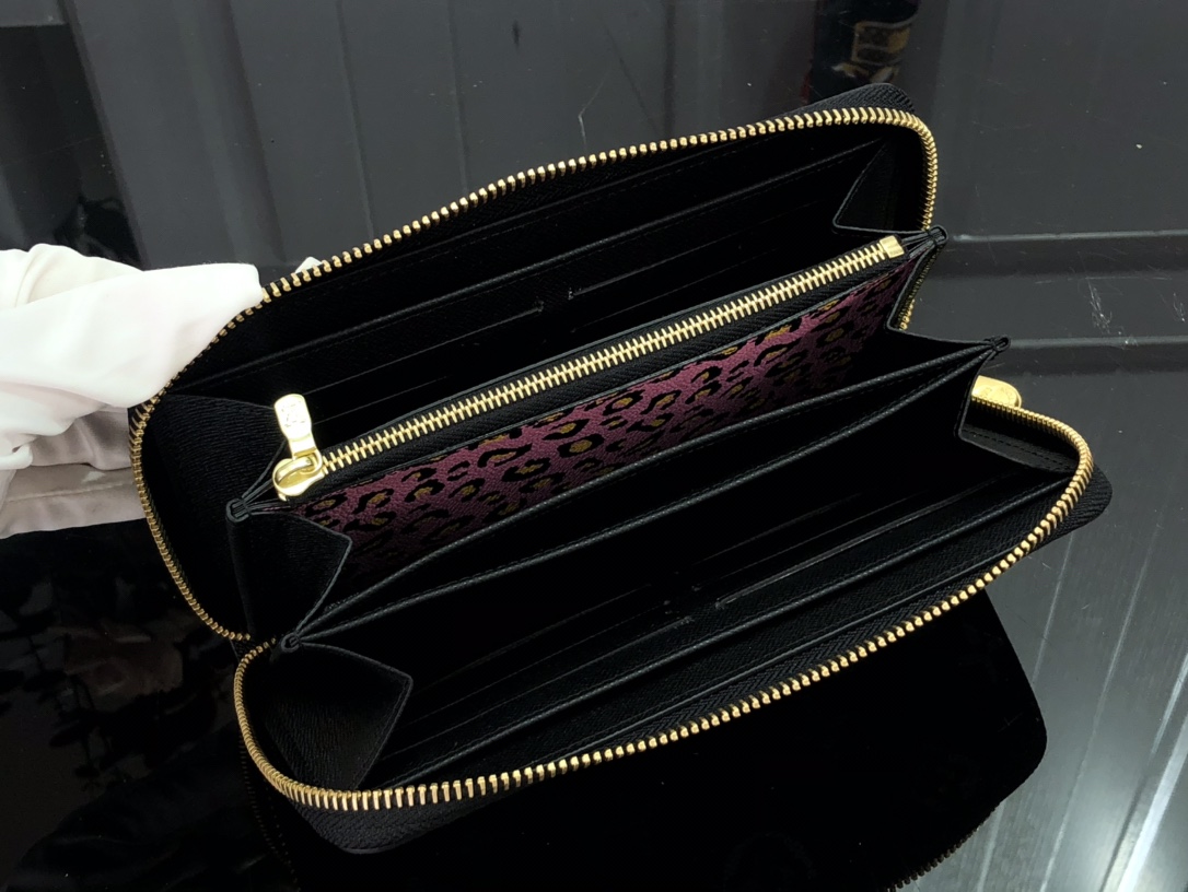 L*ouis V*uitton Bag Top Quality 19.5*10.5*2.5cm