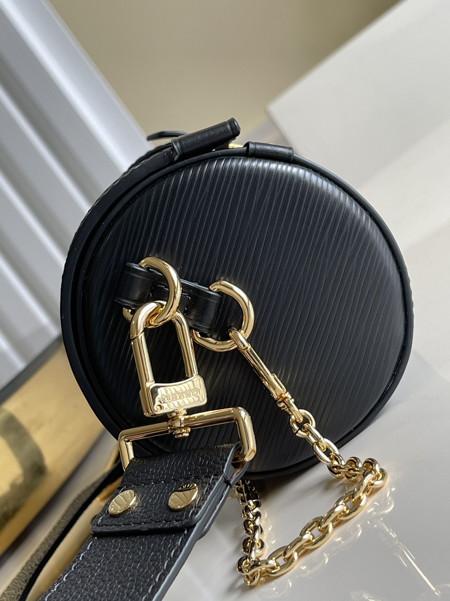 L*ouis V*uitton Bag Top Quality 20*10*10cm