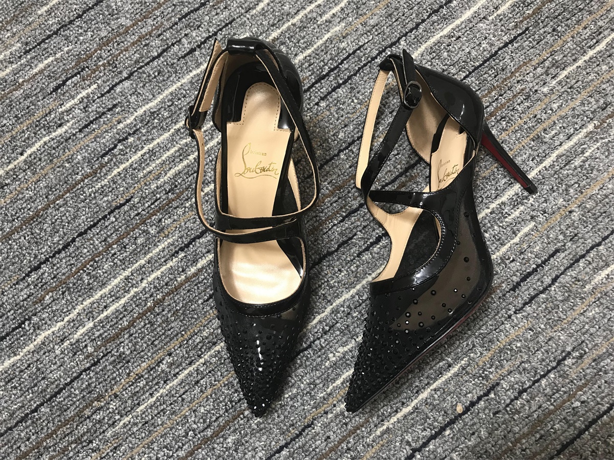 C*ristian L*uboutin Pump High Heels