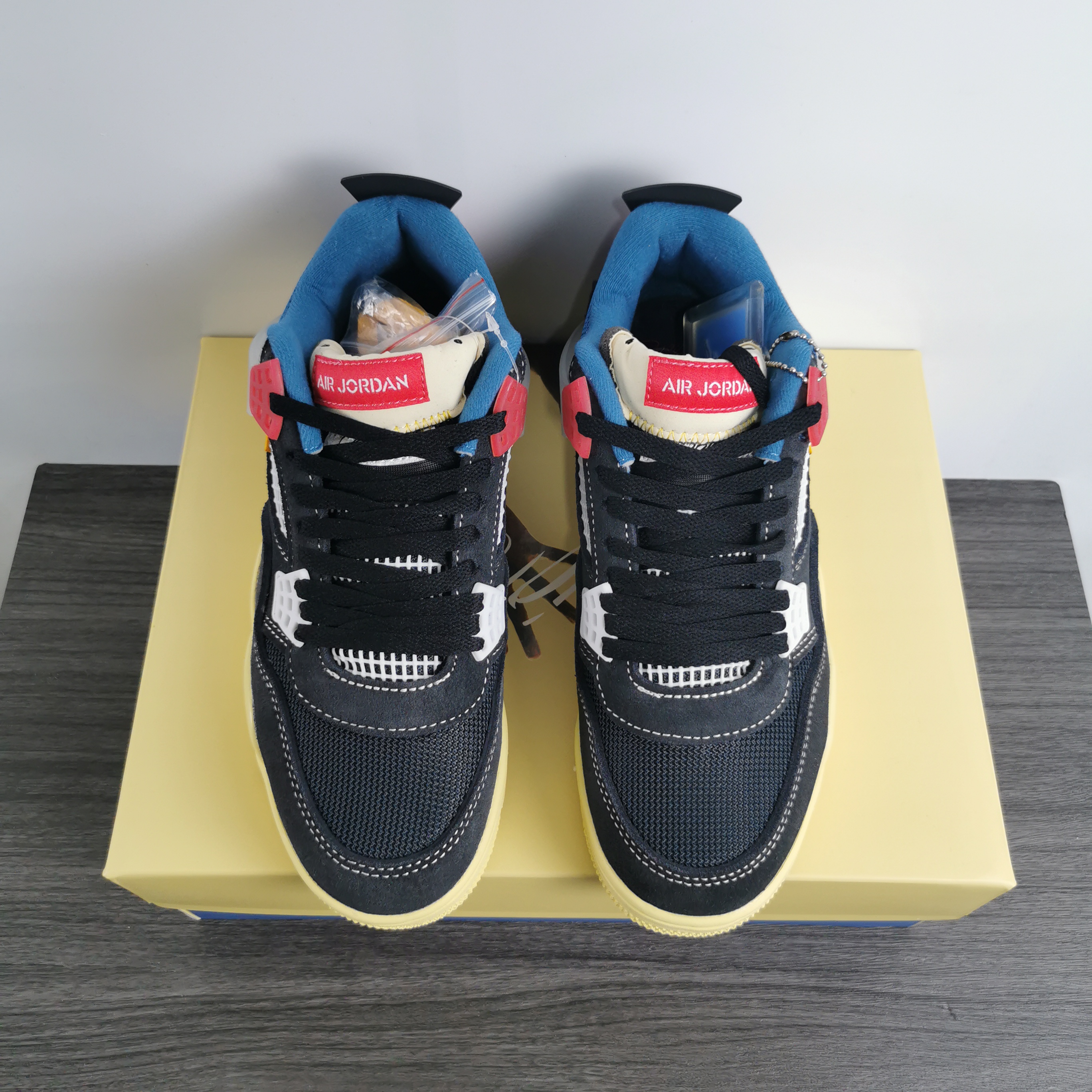 Union x Air Jordan 4 DC9533-001