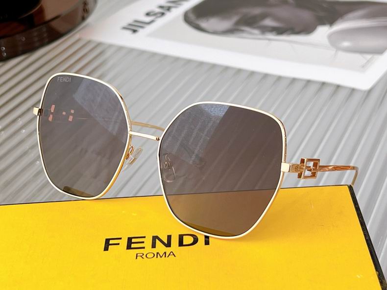 F*endi Glasses Top