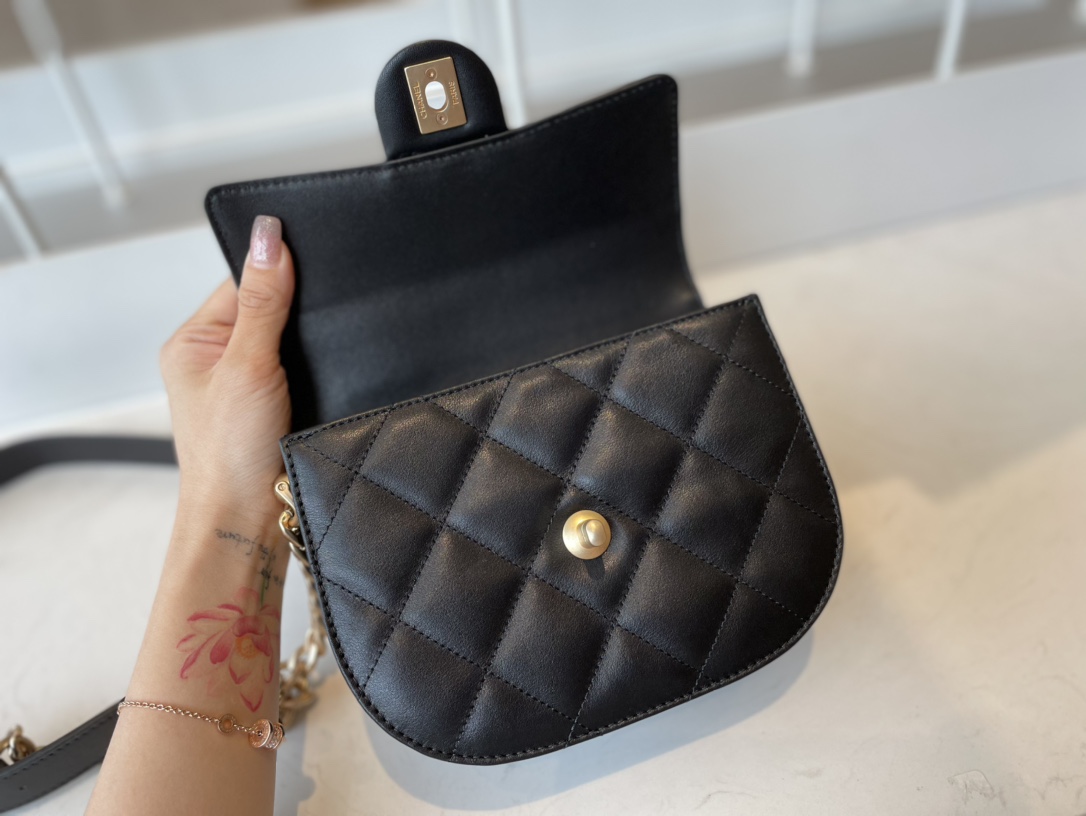 C*hanel Top Bag 17*23*8.5cm