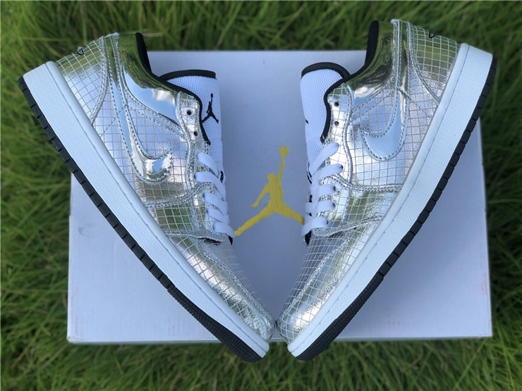 Air Jordan 1 Low 553558 001