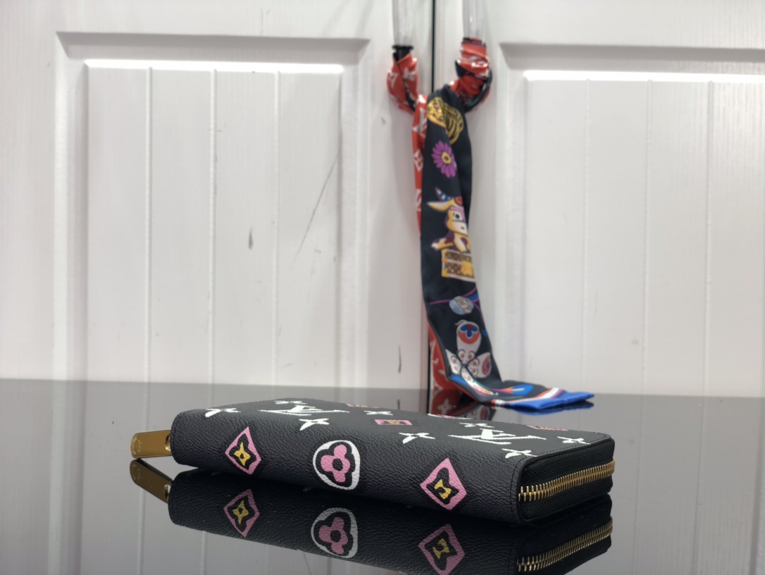 L*ouis V*uitton Bag Top Quality 19.5*10.5*2.5cm