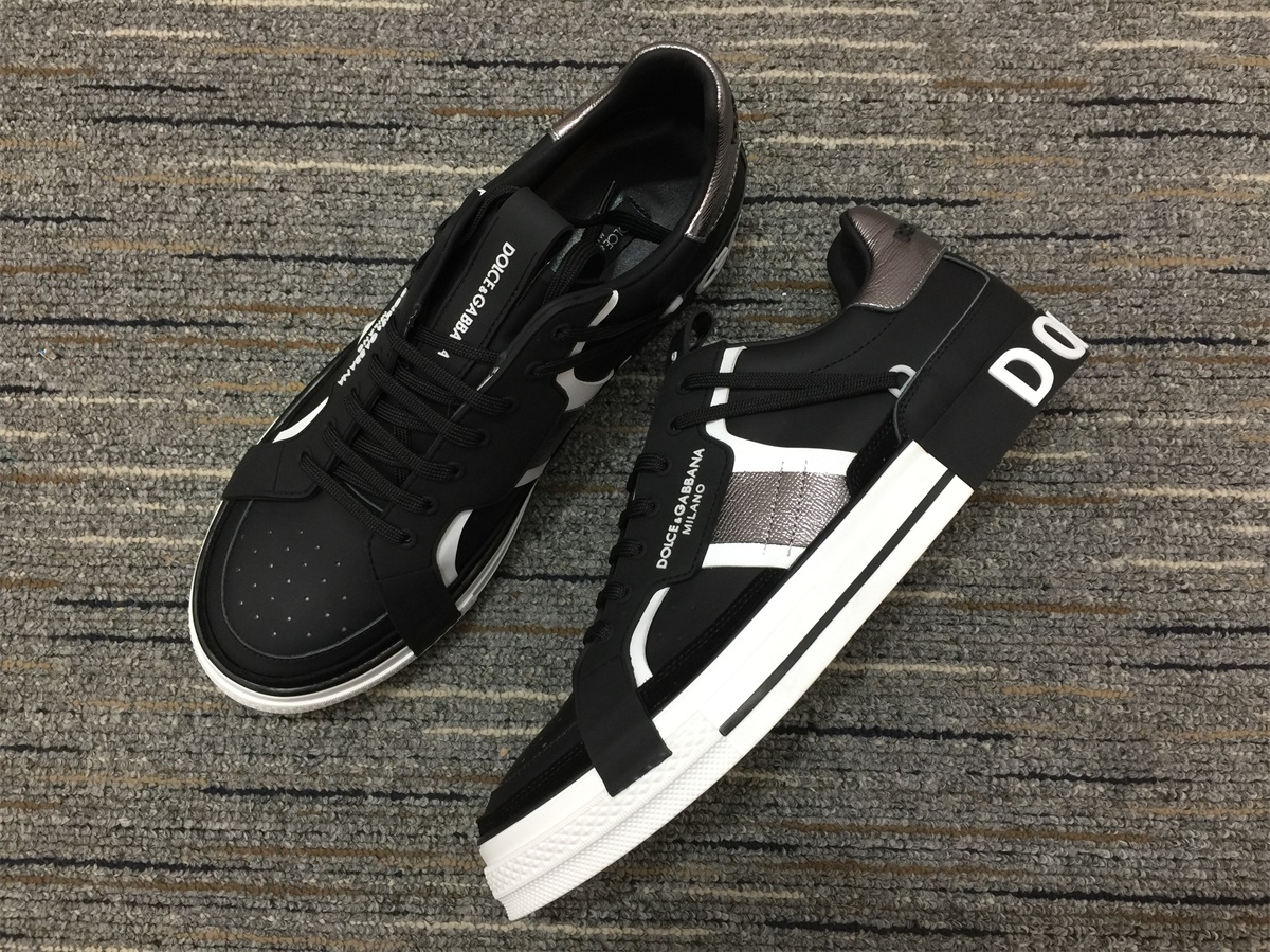 Men D*G Top Sneakers