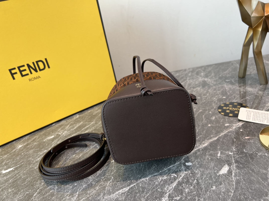 F*endi Bag Top Quality 12*10*18CM