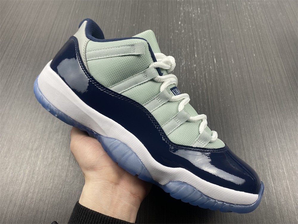 Air Jordan 11 Low 528895-007