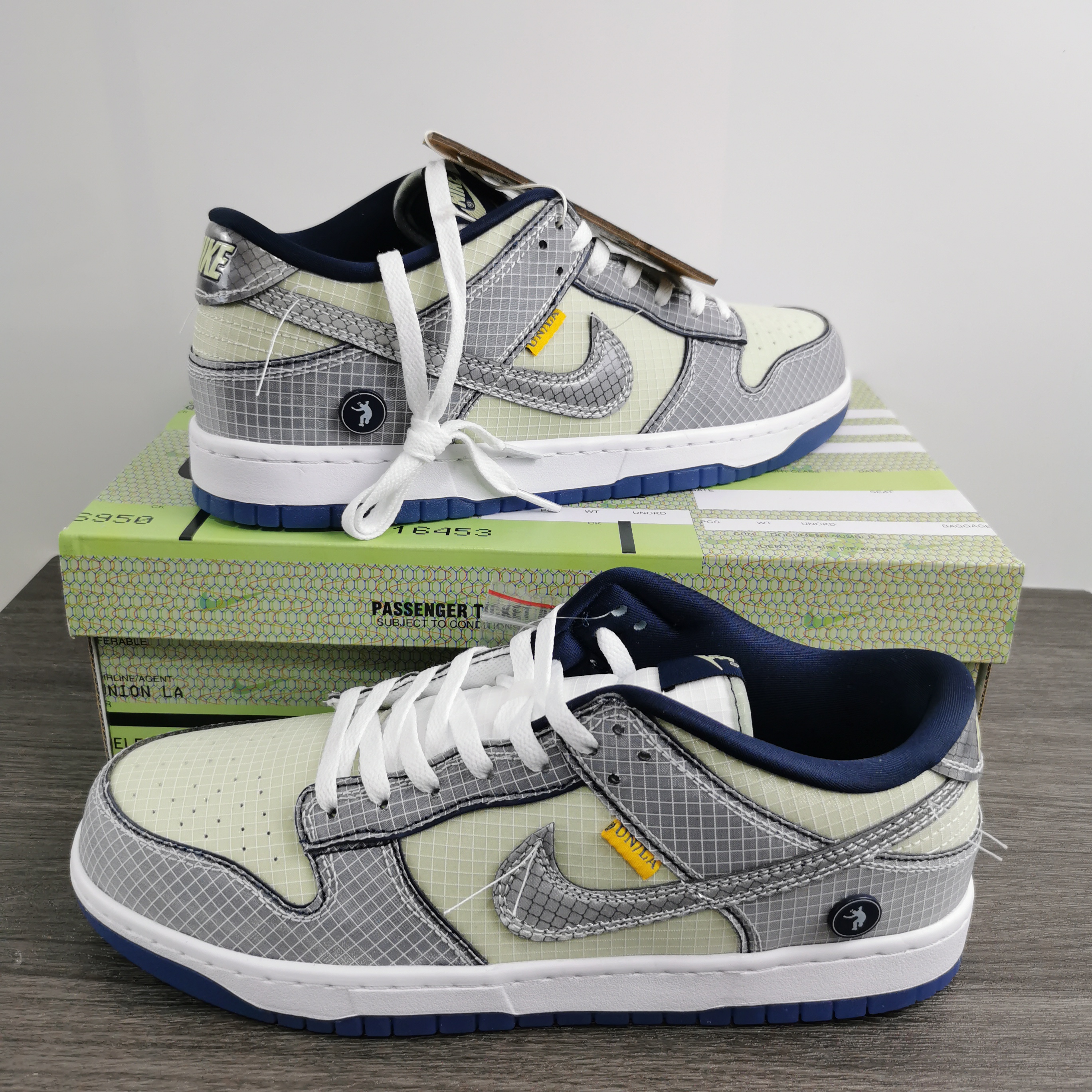 from Unlon x SB Dunk Low DJ9649-401