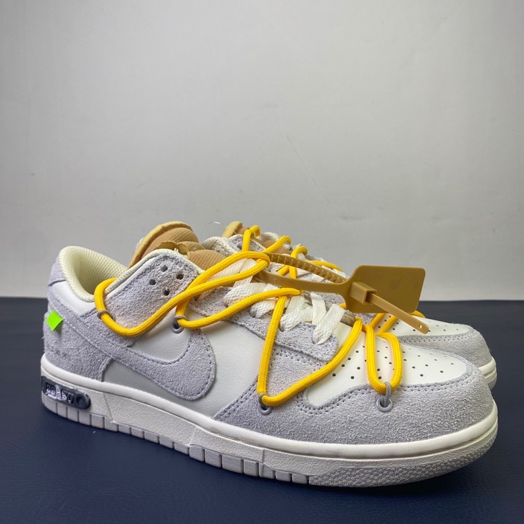 from O*ff-W*hite x Nike Dunk Low