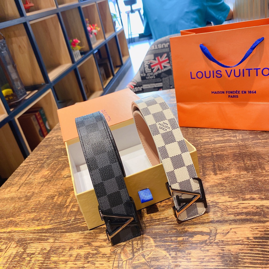 L*ouis V*uitton Belts Top Version