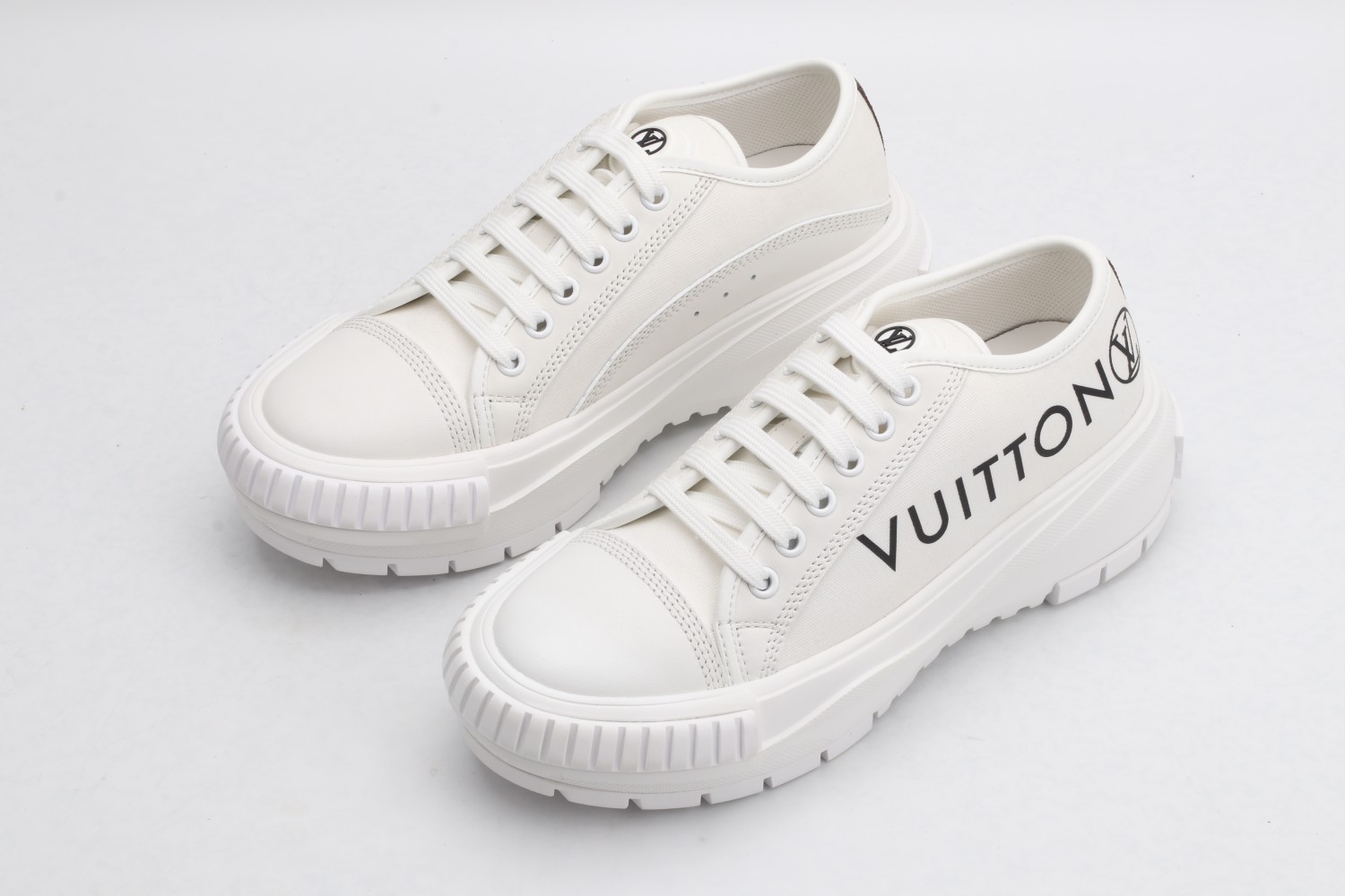 Women L*ouis V*uitton Top Sneaker