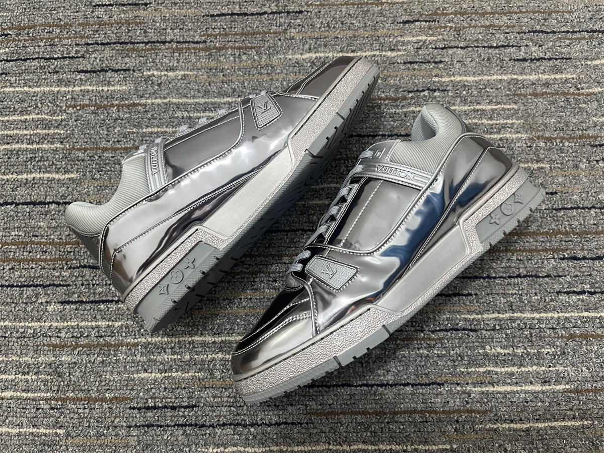 Men L*ouis V*uitton Top Sneakers