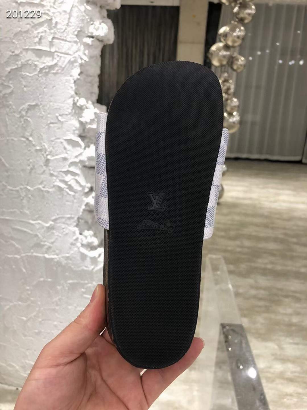 Women L*ouis V*uitton Top Sandals