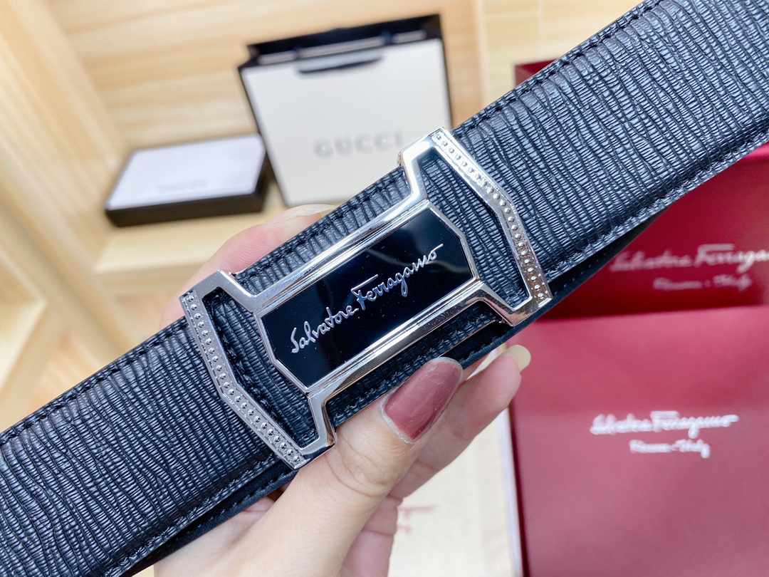 F*erragamo Top Version