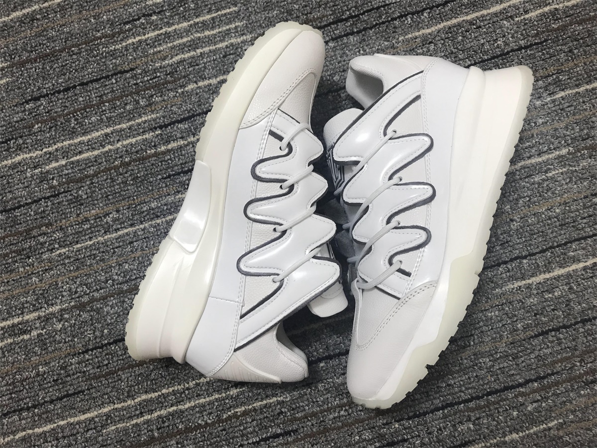 Men L*ouis V*uitton Run Away Top Sneaker