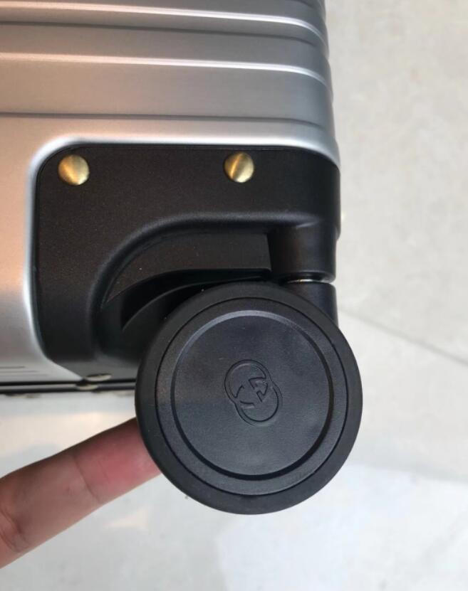 G*UCCI Luggage 20 inch ()