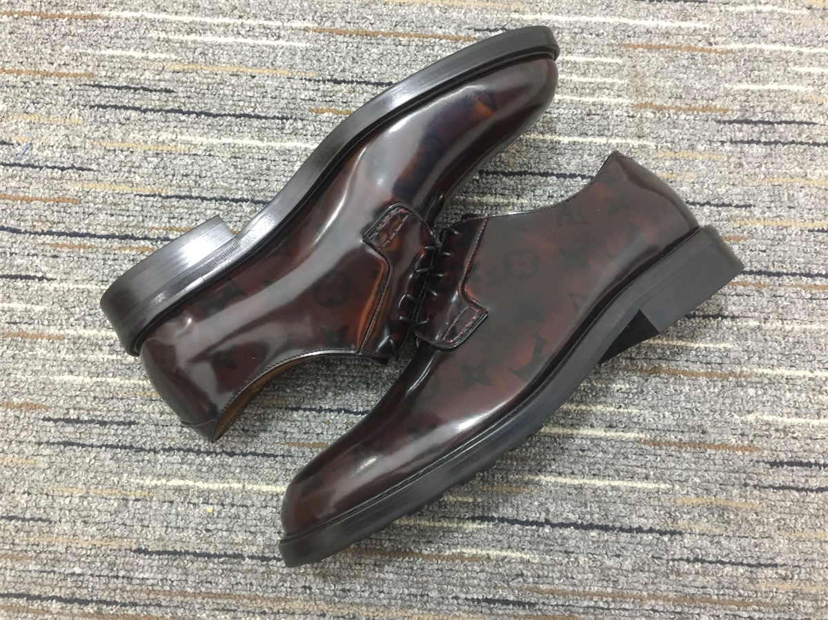 Men L*ouis V*uitton Top Sneaker