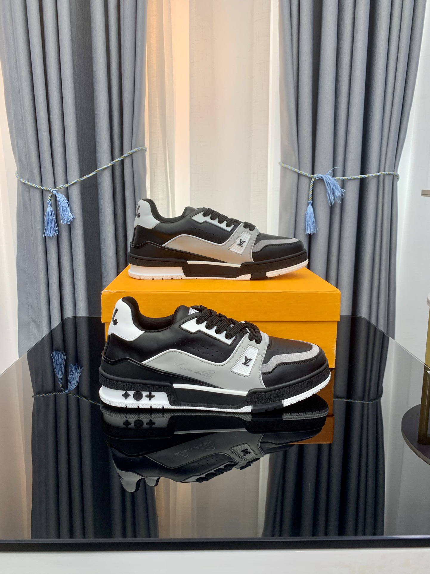 Men Women L*ouis V*uitton Top Sneakers