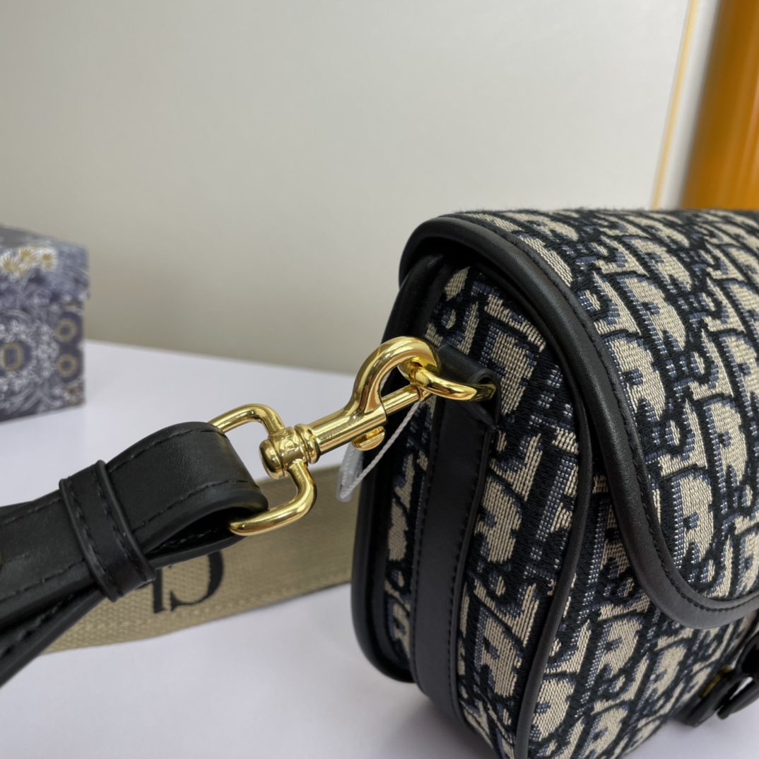 D*ior Bag Top Quality 23*17*6CM