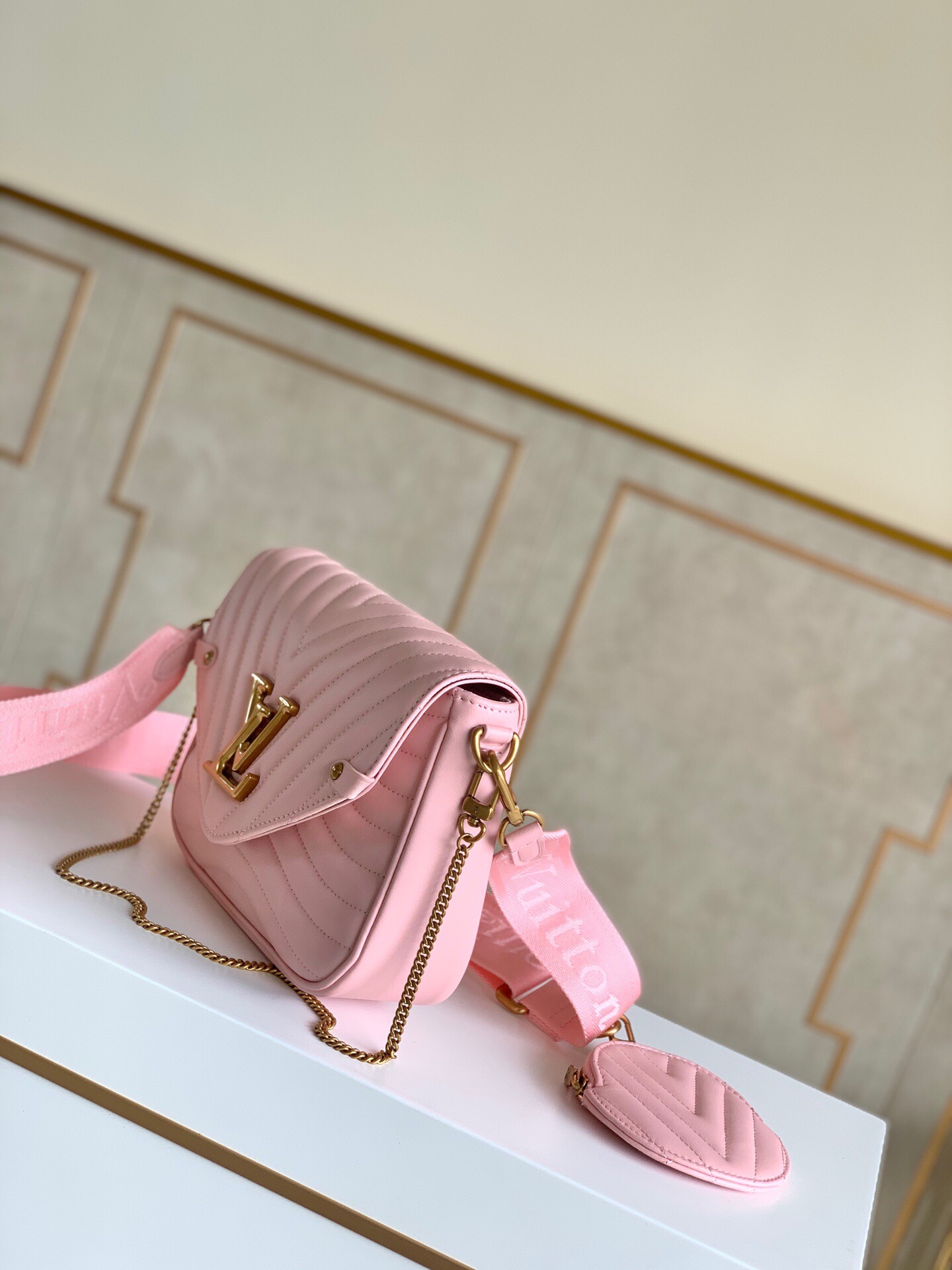 L*ouis V*uitton Bag Top Quality 21*13*6.5cm