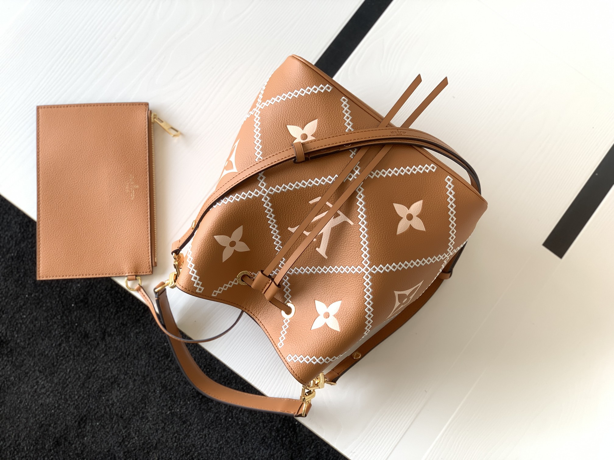 L*ouis V*uitton Bag Top Quality 26*26*17.5CM