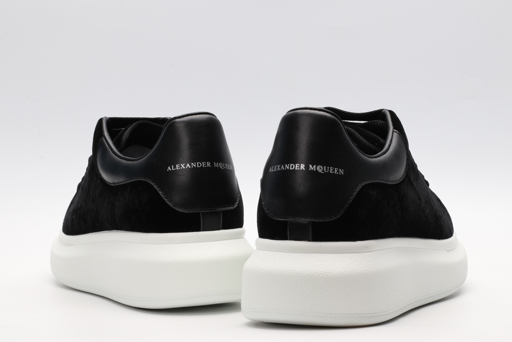 A*exander M*queen Sneaker