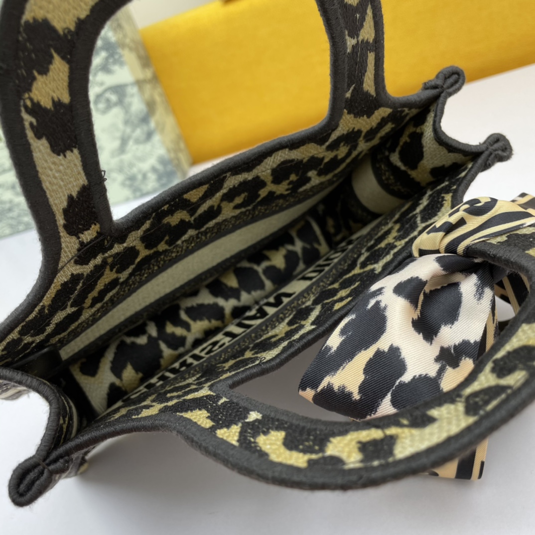 D*ior Bag Top Quality 22.5*24.*8cm