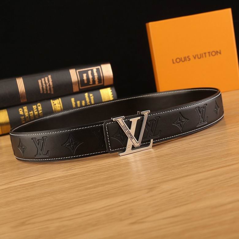 L*uis V*itton Belts Top Version