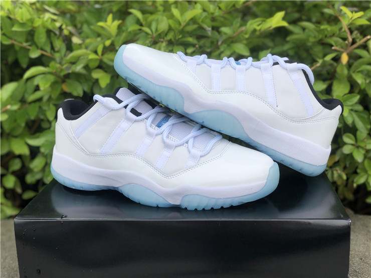 Air Jordan 11 Low”Legend Blue“ AV2187-117