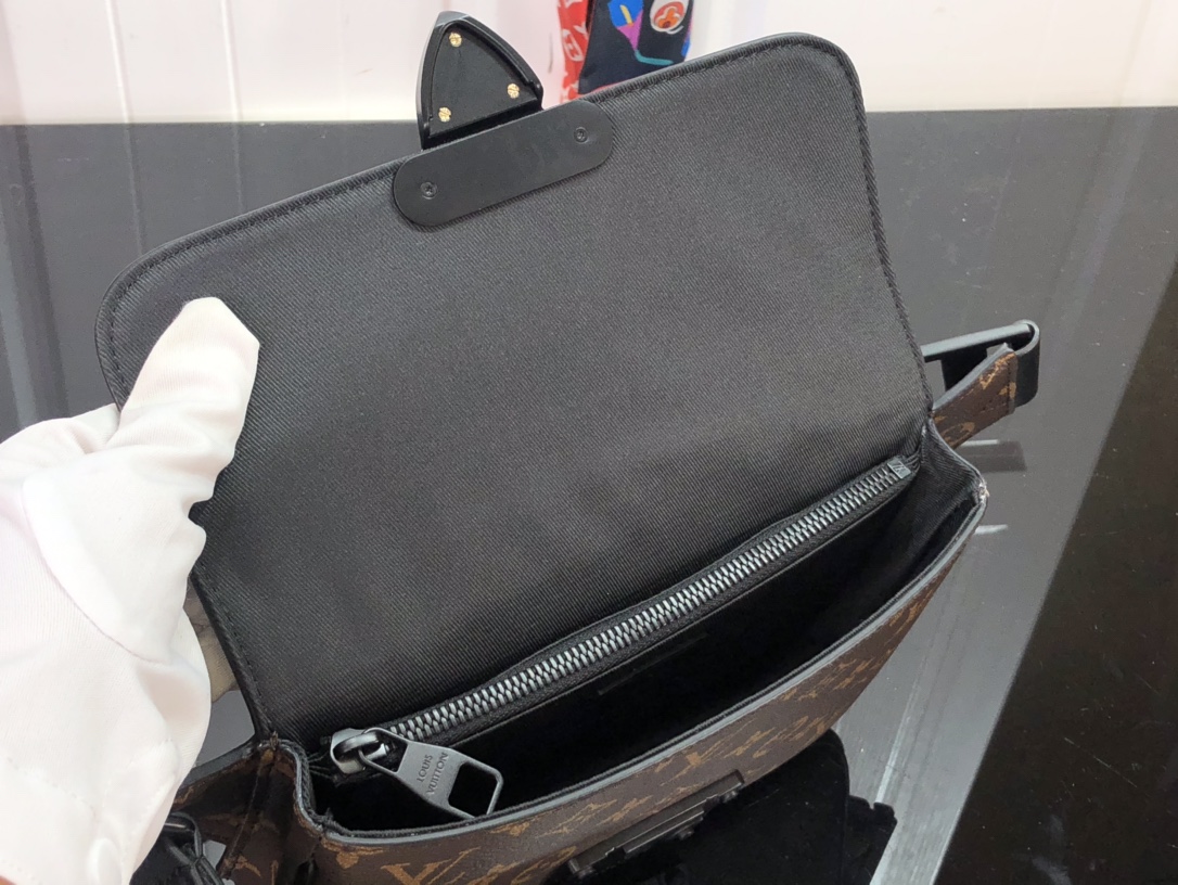 L*ouis V*uitton Bag Top Quality 21*15*4CM