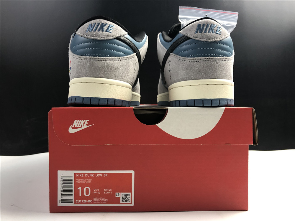 from NIKE SB DUNK LOW SP