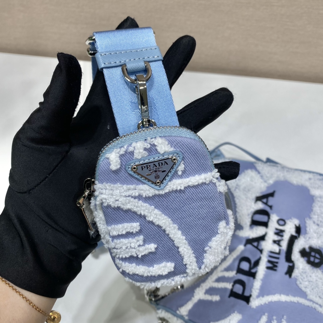 P*rada Bag Top Quality 22*18*6CM