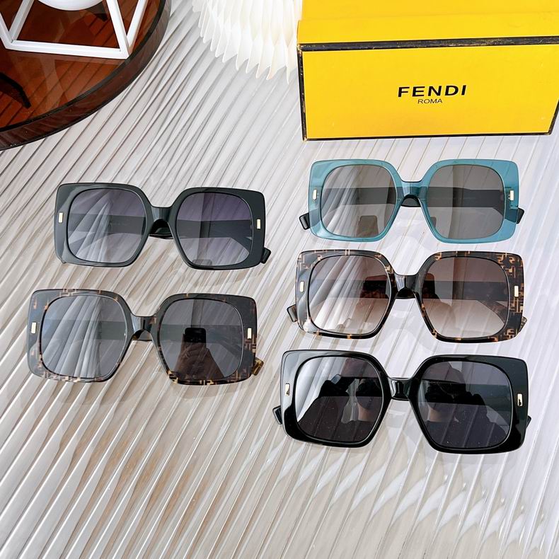 F*endi Glasses Top