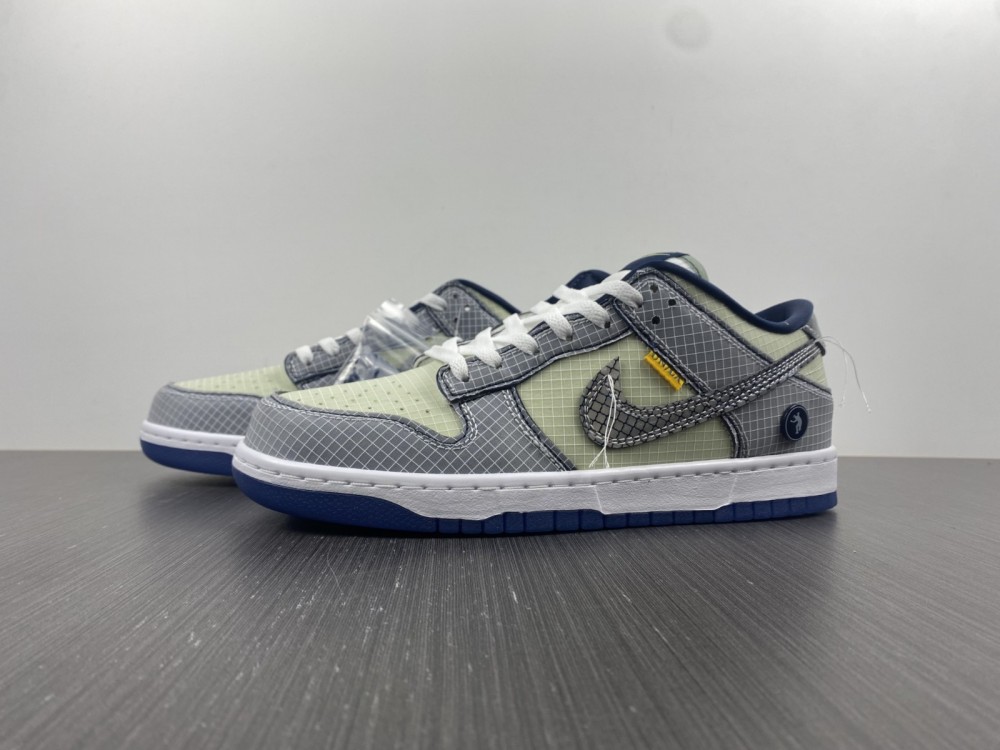 from Unlon x SB Dunk Low DJ9649-401