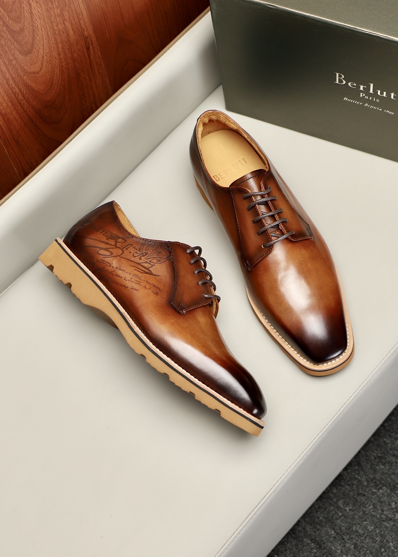 Men B*erluti Top Loafer