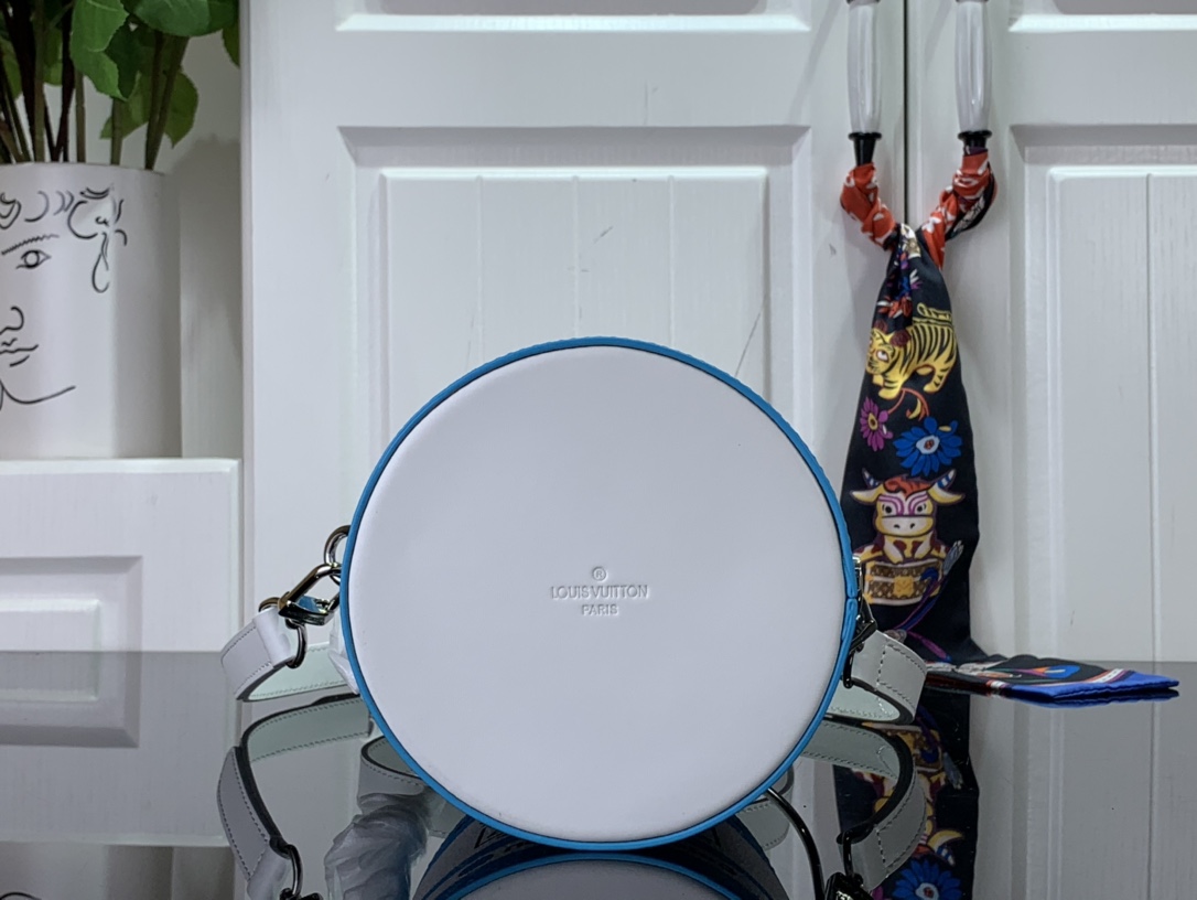 L*ouis V*uitton Bag Top Quality 13.5*17*7CM