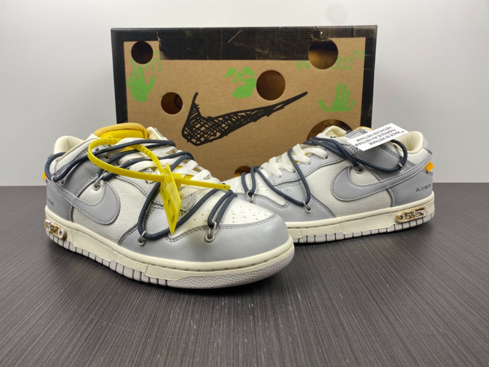 from O*ff-W*hite x Nike Dunk Low