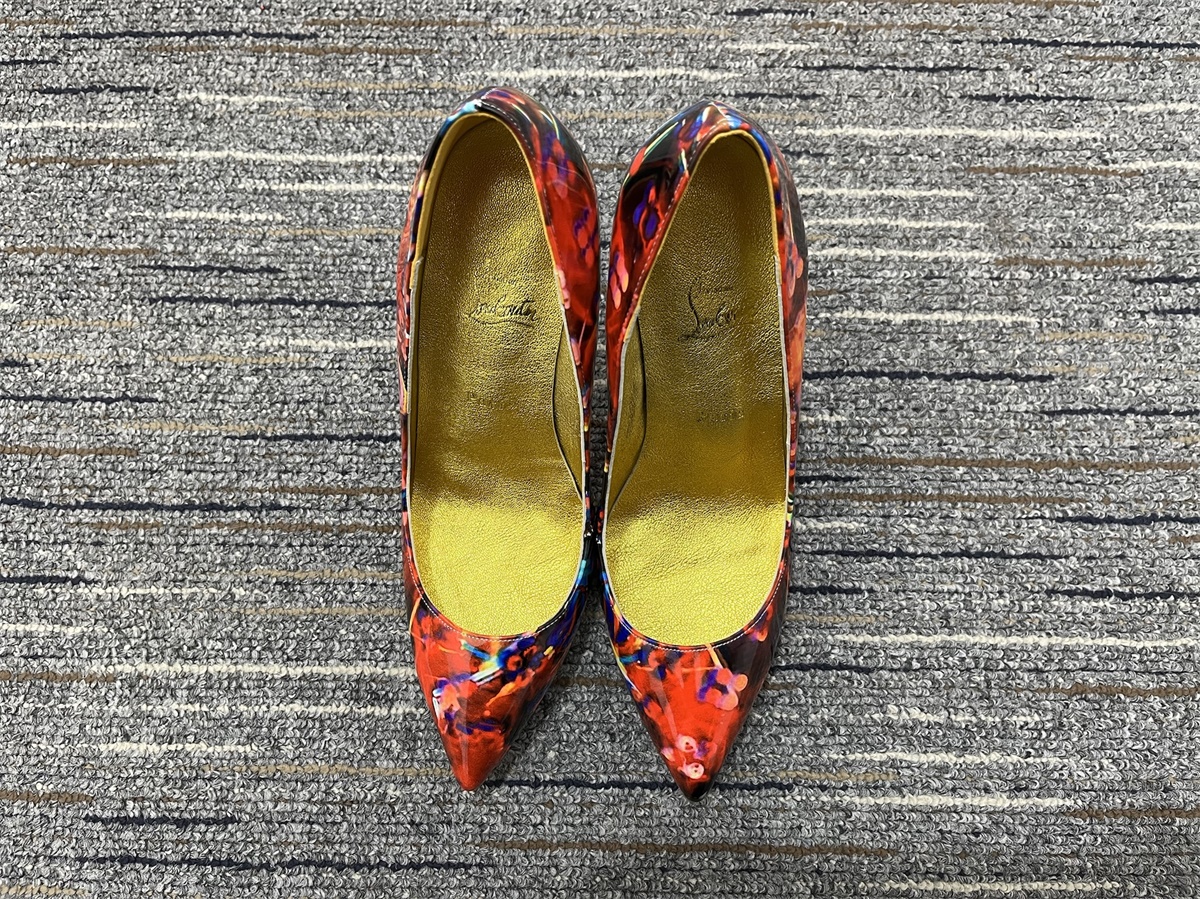 Women C*hristian L*ouboutin Pump Top