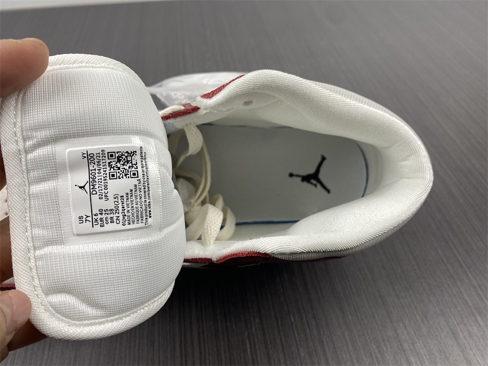 Air Jordan 1 Mid “Anti-Gravity Machines”