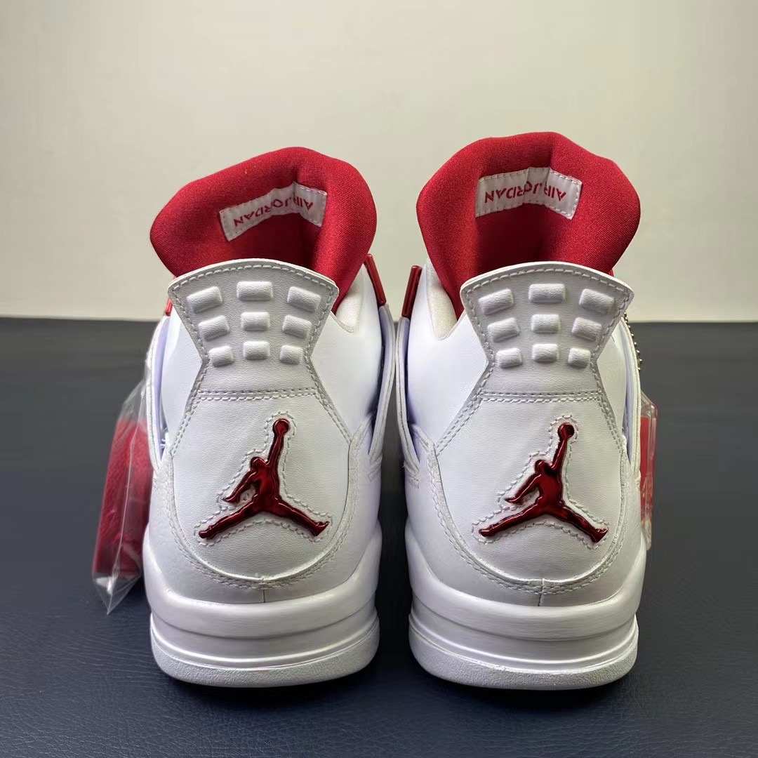 Air Jordan 4 Retro Metallic Red CT8527-112