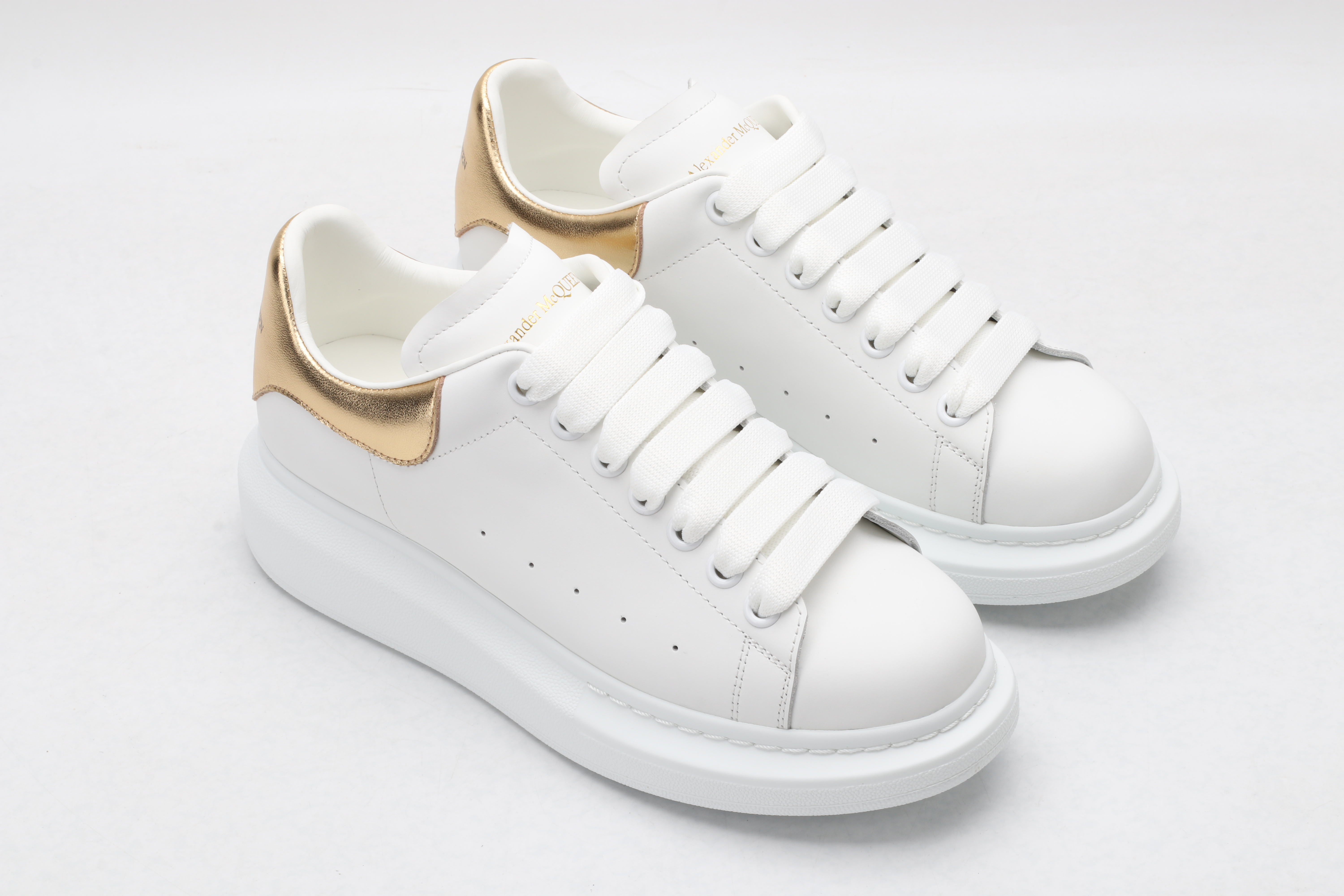A*exander M*queen Sneaker