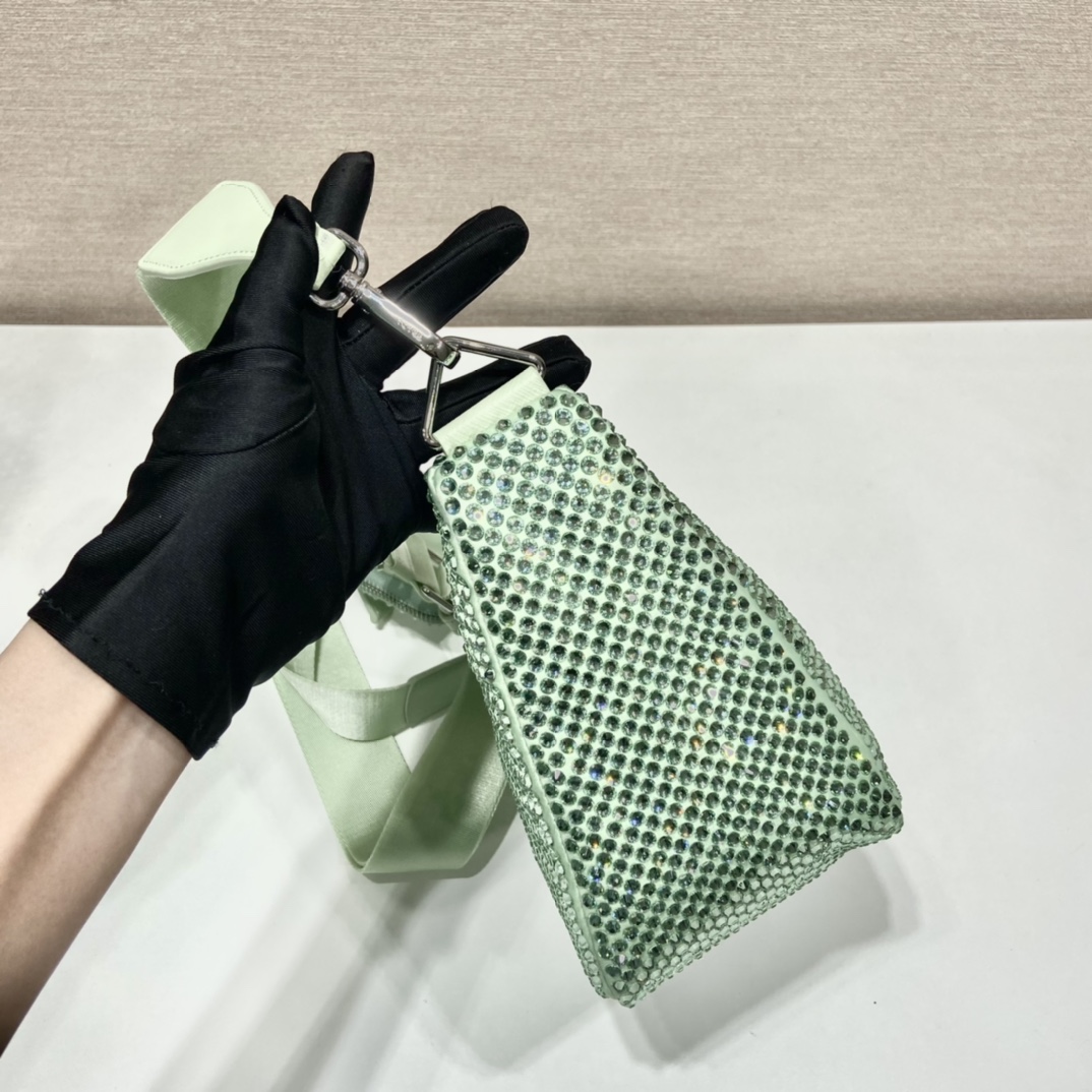 P*rada Bag Top Quality 26*14*12CM