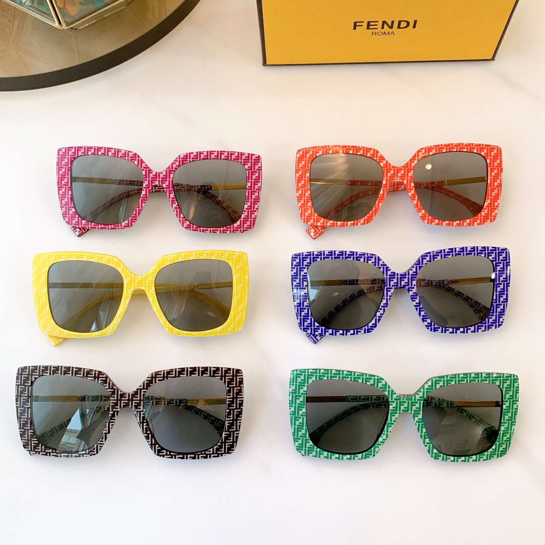 F*endi Glasses Top