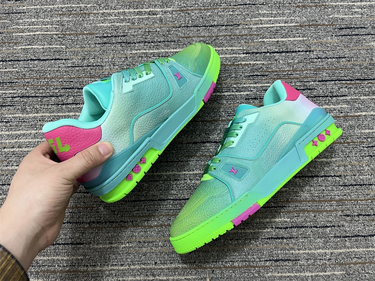 Men L*ouis V*uitton Top Sneakers