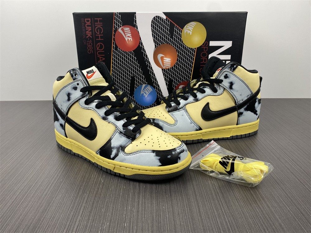 from Nike SB Dunk High DD9404-700