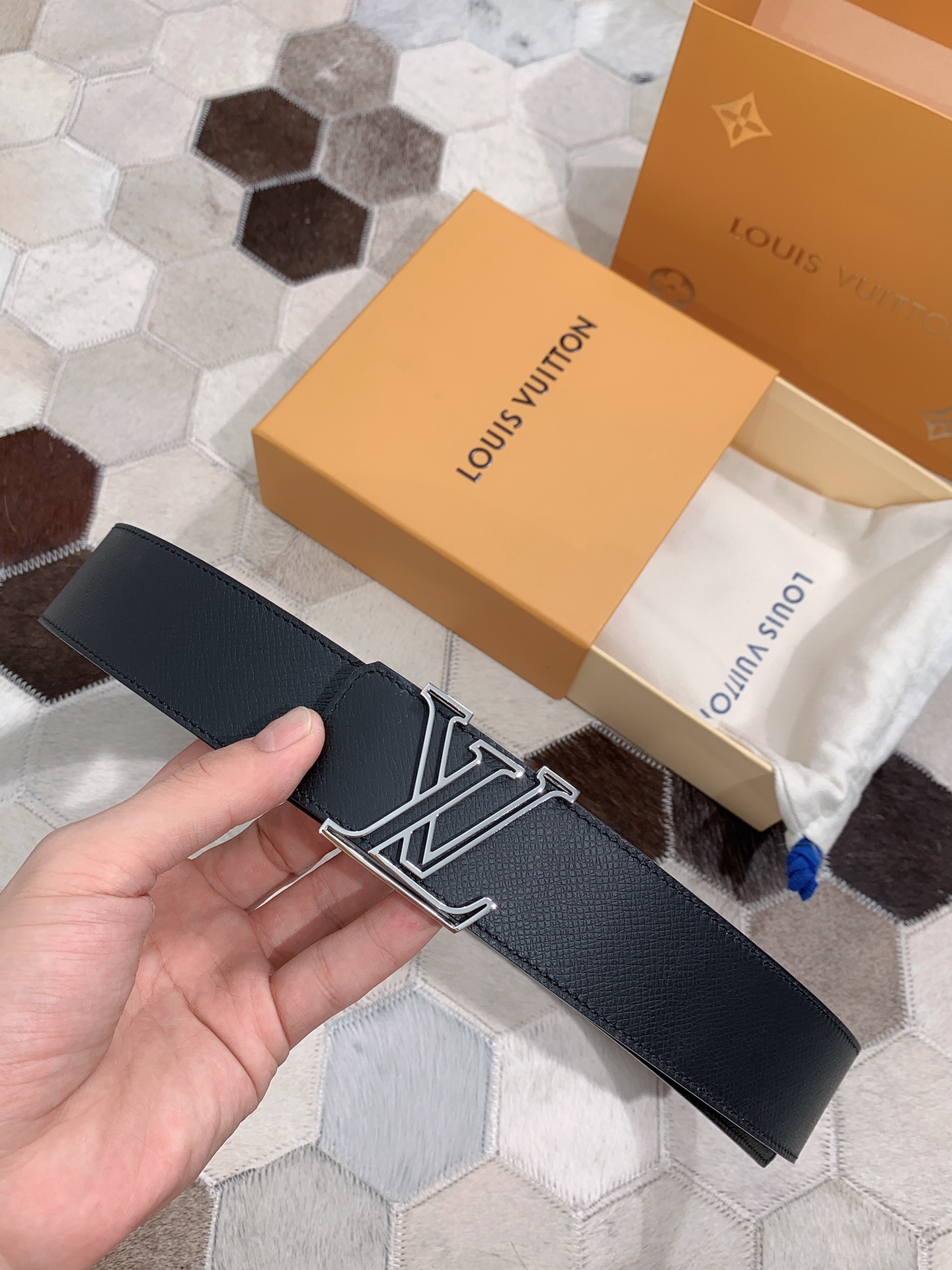 L*ouis V*uitton Belts Top Quality 40MM