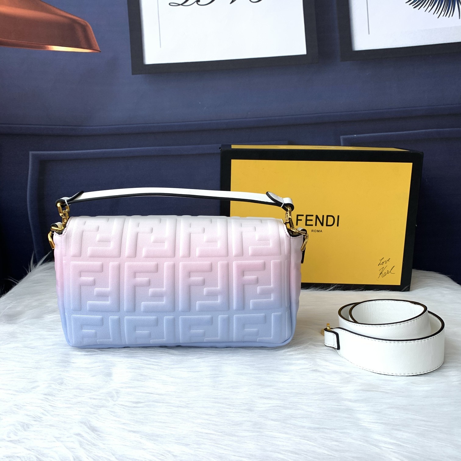 F*endi Top Bag 26*14*4cm