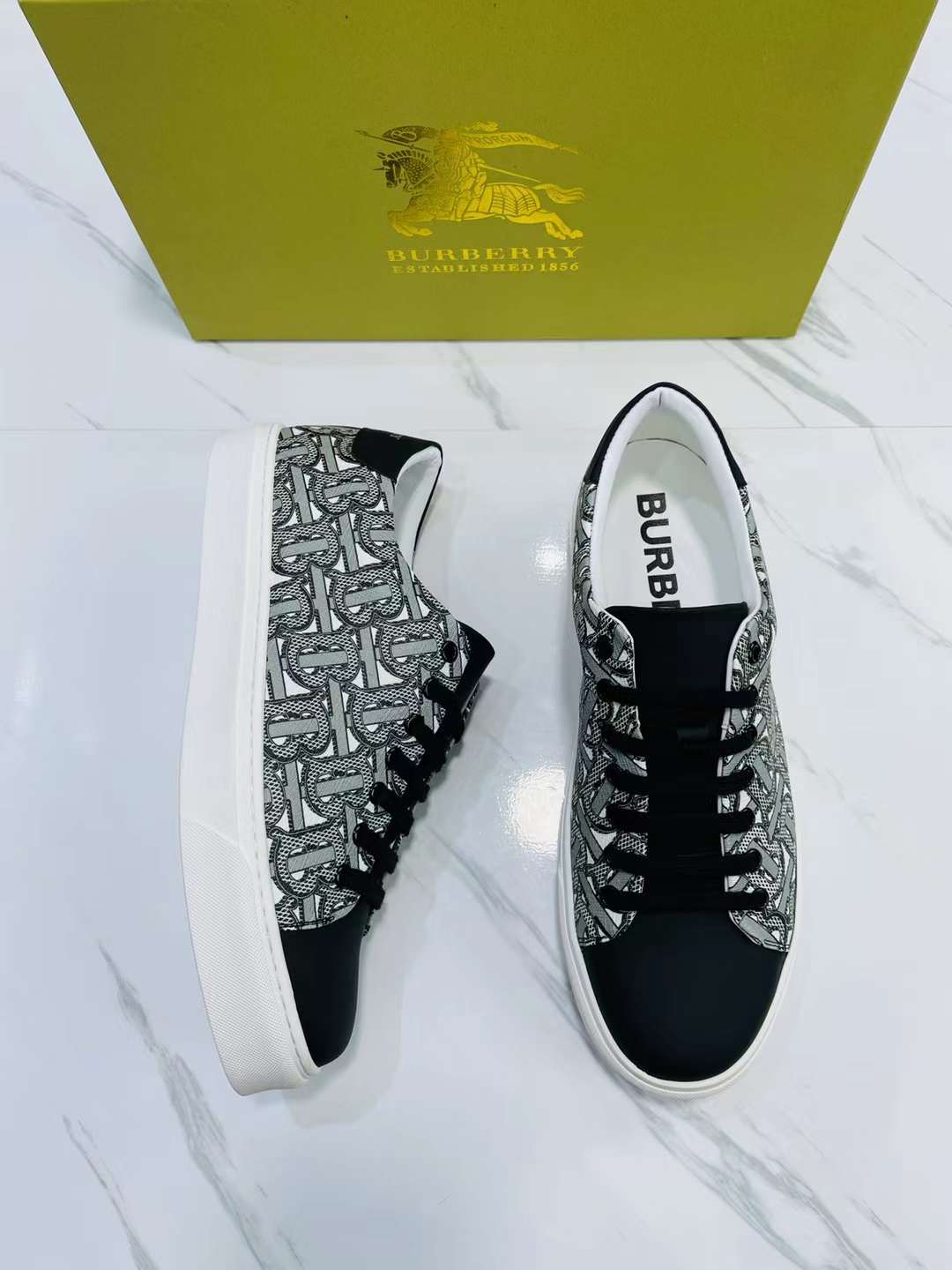 Men B*urberry Top Sneaker