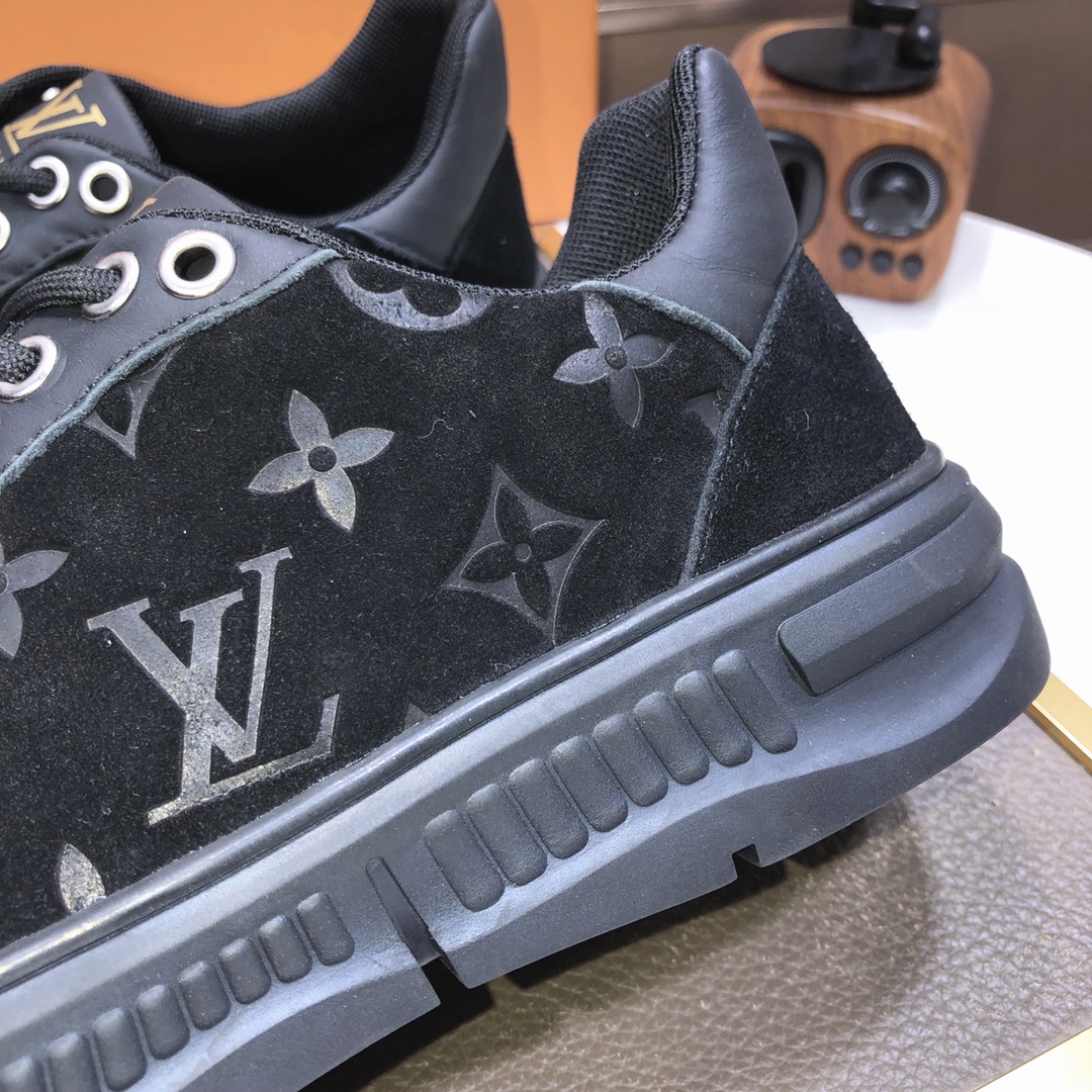 Men L*ouis V*uitton Top Sneaker